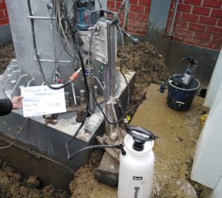 EJECUCION DE DIAMANTINAS EN CONCRETO ARMADO