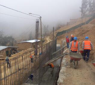 EJECUCION DE OBRAS CIVILES EN MUROS C