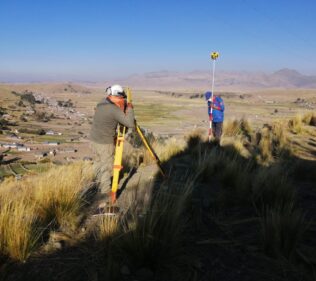 LEVANTAMIENTO TOPOGRAFICO PARA SANEAMIENTO